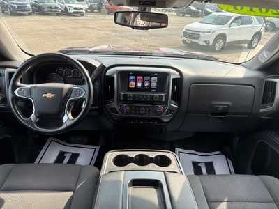 2016 Chevrolet 1500 Crew Cab, $20000. Photo 3
