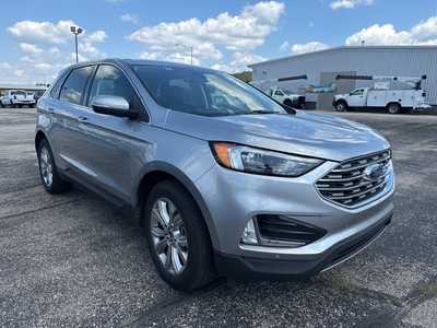 2024 Ford Edge, $28000. Photo 2