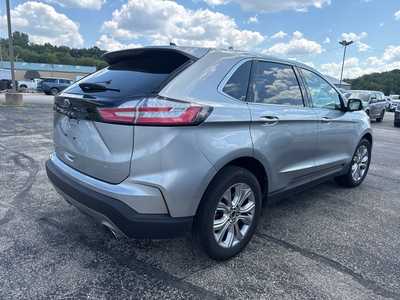 2024 Ford Edge, $28000. Photo 3