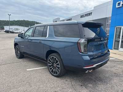 2025 Chevrolet Suburban, $89900. Photo 10