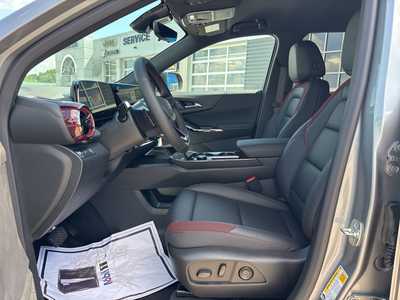 2026 Chevrolet Equinox, $37900. Photo 5