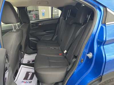 2019 Mitsubishi Eclipse, $15000. Photo 7