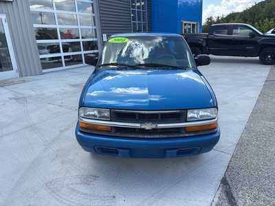 2000 Chevrolet S-10 Reg Cab, $4500. Photo 10