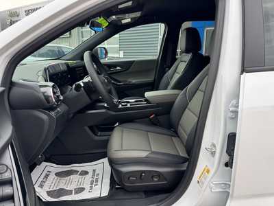 2026 Chevrolet Equinox, $34300. Photo 2