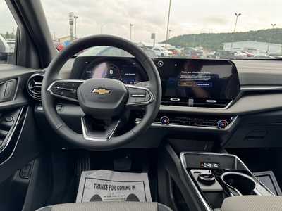 2026 Chevrolet Equinox, $34300. Photo 6