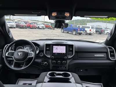 2022 RAM 1500 Crew Cab, $40500. Photo 3