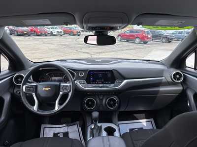 2022 Chevrolet Blazer, $29000. Photo 3
