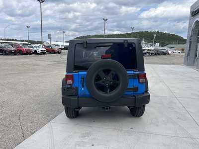 2011 Jeep Wrangler Unlimited, $11500. Photo 6