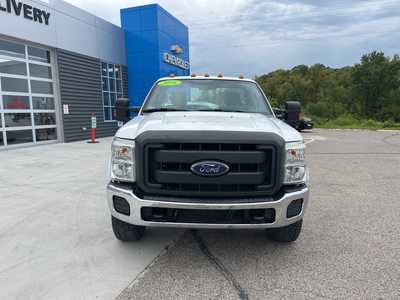 2016 Ford F250 Reg Cab, $22000. Photo 5