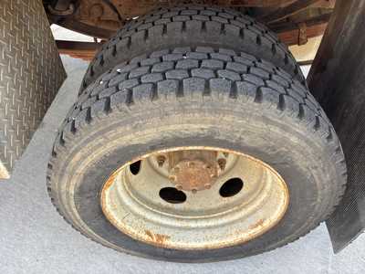 2007 Ford F450-8000, $13900. Photo 9