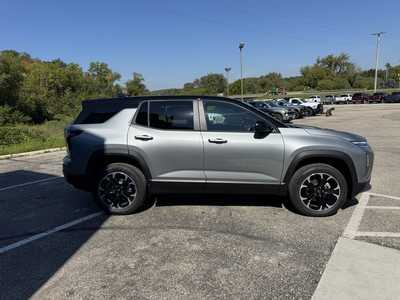 2026 Chevrolet Equinox, $36290. Photo 9