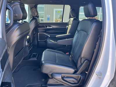 2024 Jeep Wagoneer, $52900. Photo 8
