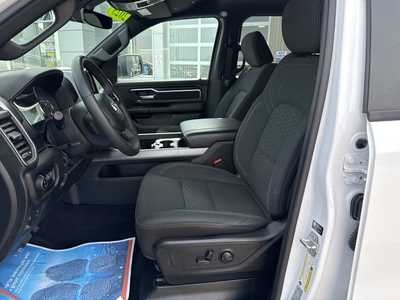 2025 RAM 1500 Crew Cab, $41000. Photo 5