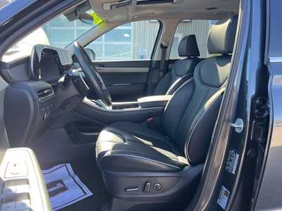 2024 Hyundai Palisade, $38900. Photo 2