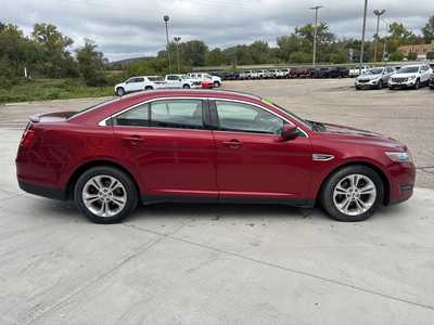 2013 Ford Taurus, $8000. Photo 12