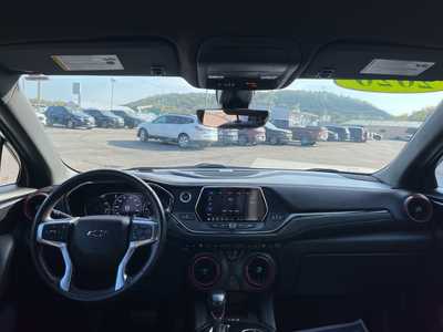 2020 Chevrolet Blazer, $27000. Photo 3