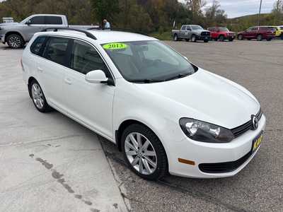 2013 Volkswagen Jetta, $9000. Photo 2