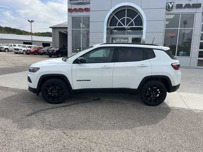 2026 Jeep Compass, $33100. Photo 11