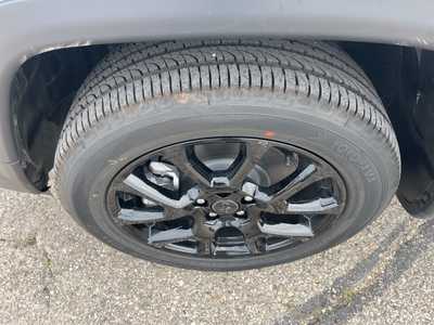 2026 Jeep Compass, $33100. Photo 9