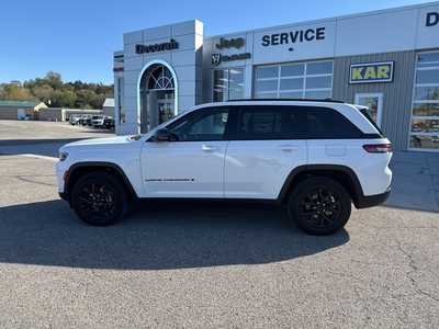 2024 Jeep Grand Cherokee, $32000. Photo 6