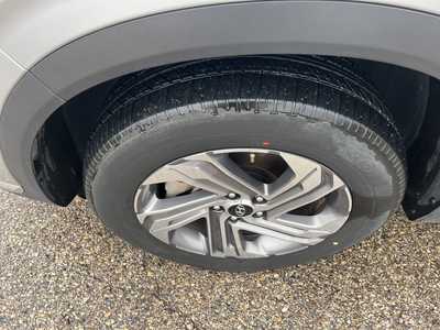 2023 Hyundai Santa Fe, $25000. Photo 10