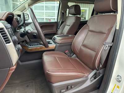 2014 Chevrolet 1500 Crew Cab, $26000. Photo 5