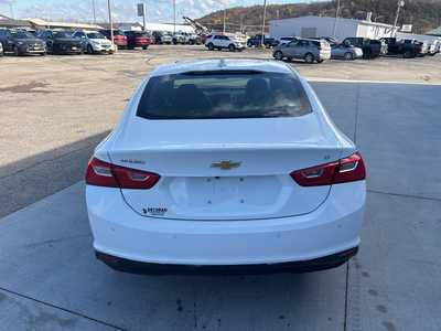 2024 Chevrolet Malibu, $20900. Photo 10