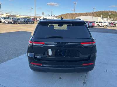 2024 Jeep Grand Cherokee, $32000. Photo 11