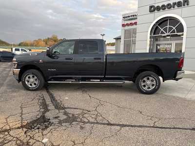 2026 RAM 3500 Crew Cab, $76203. Photo 7