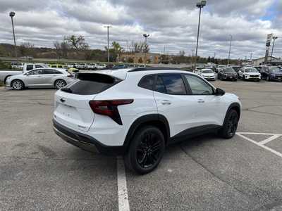2026 Chevrolet Trax, $26500. Photo 3