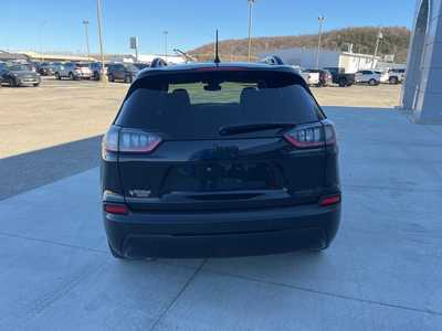 2023 Jeep Cherokee, $22000. Photo 6