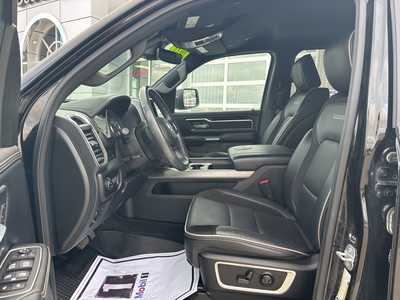2022 RAM 1500 Crew Cab, $32000. Photo 5