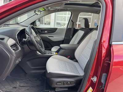 2023 Chevrolet Equinox, $23500. Photo 2