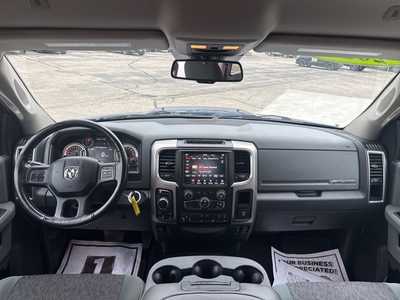 2018 RAM 1500 Crew Cab, $21000. Photo 3