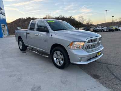 2018 RAM 1500 Ext Cab, $18500. Photo 2