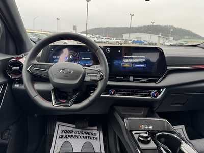 2026 Chevrolet Equinox, $40000. Photo 2