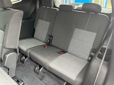 2025 GMC Acadia, $38000. Photo 10