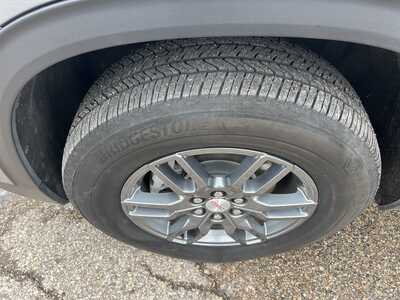 2025 GMC Acadia, $38000. Photo 11