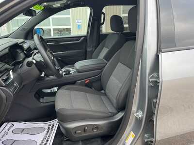 2025 GMC Acadia, $38000. Photo 2