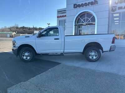 2026 RAM 3500 Crew Cab, $54000. Photo 8