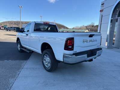 2026 RAM 3500 Crew Cab, $54000. Photo 9