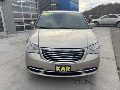 2015 Chrysler Town & Country, $10900. Photo 10