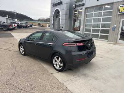 2011 Chevrolet Volt, $6750. Photo 12