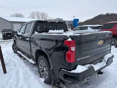 2021 Chevrolet 1500 Crew Cab, $42000. Photo 4