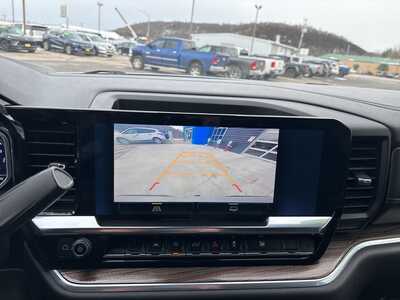 2022 Chevrolet 1500 Crew Cab, $35500. Photo 7