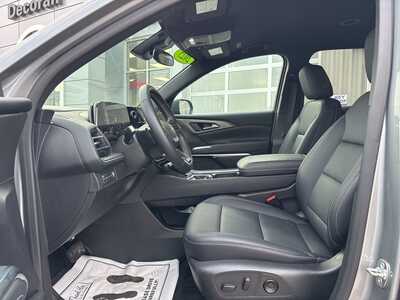 2025 Chevrolet Traverse, $38500. Photo 5