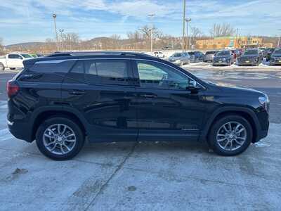 2024 GMC Terrain, $28900. Photo 12