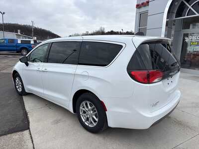 2026 Chrysler Voyager, $40150. Photo 10