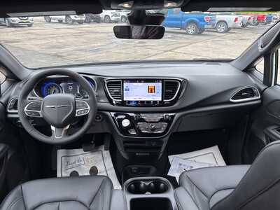 2026 Chrysler Voyager, $40150. Photo 3