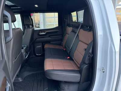 2025 Chevrolet 1500 Crew Cab, $59700. Photo 6